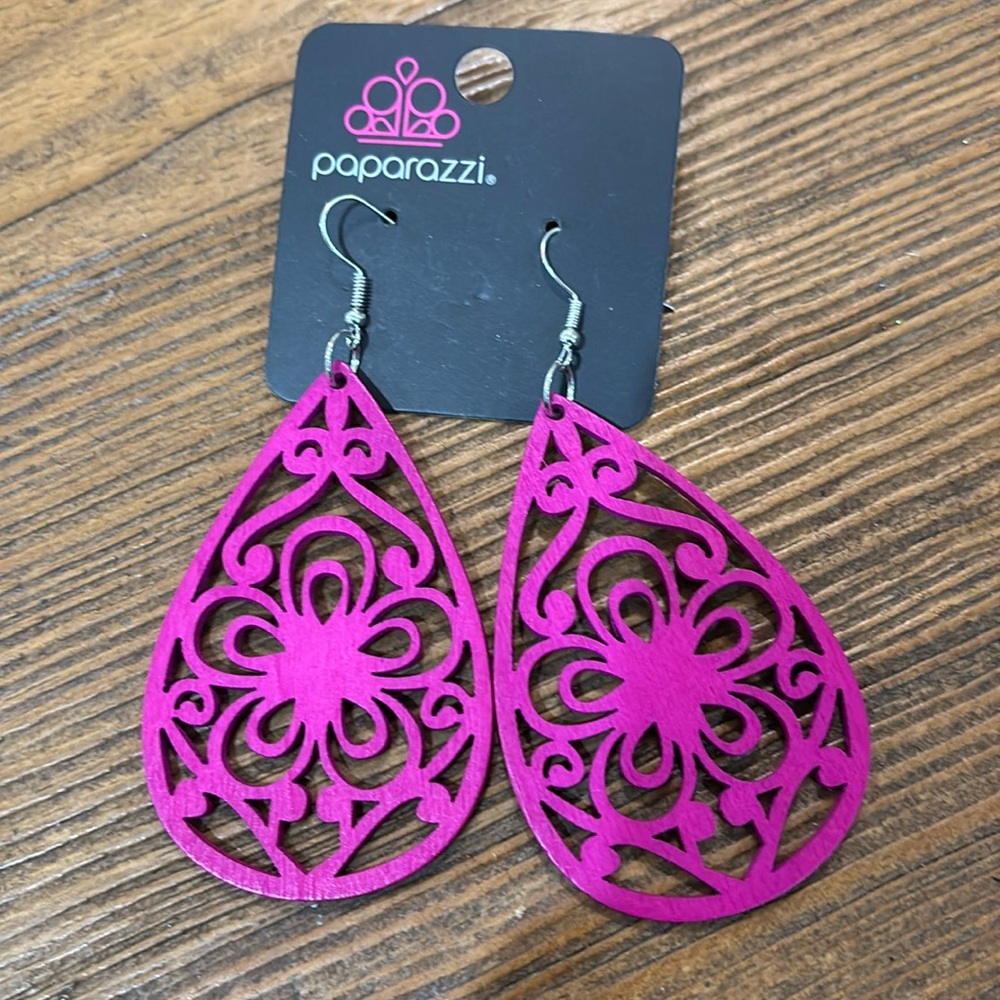 Fuschia Teardrop Earrings